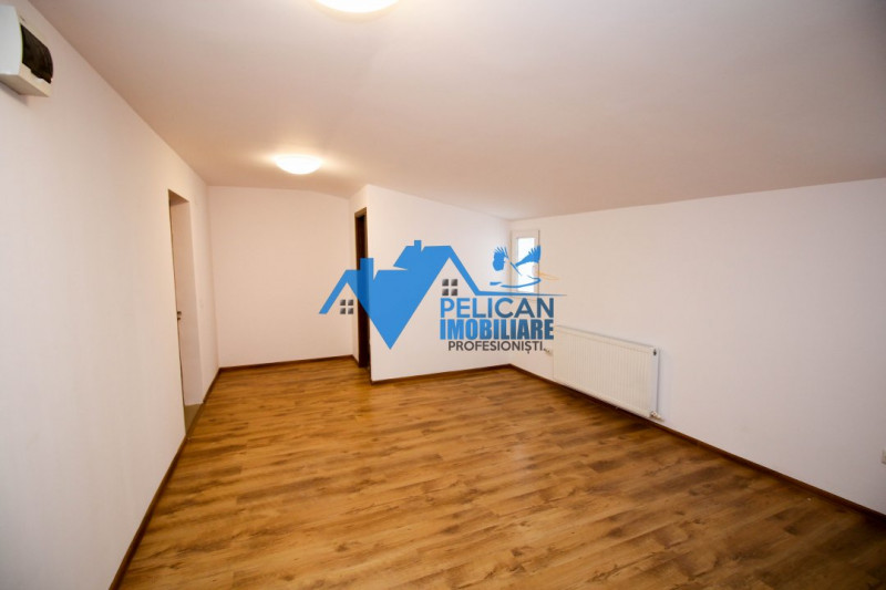 Central, spatiu birouri, renovat