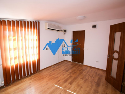 Central, spatiu birouri, renovat