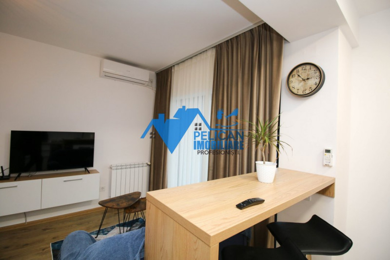 E3 - Studio ultramodern, mobilat, utilat, centrala proprie
