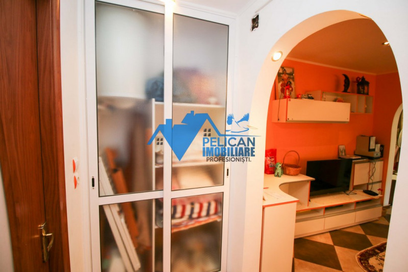Vest, 2 camere, Etaj 3, renovat, centrala proprie