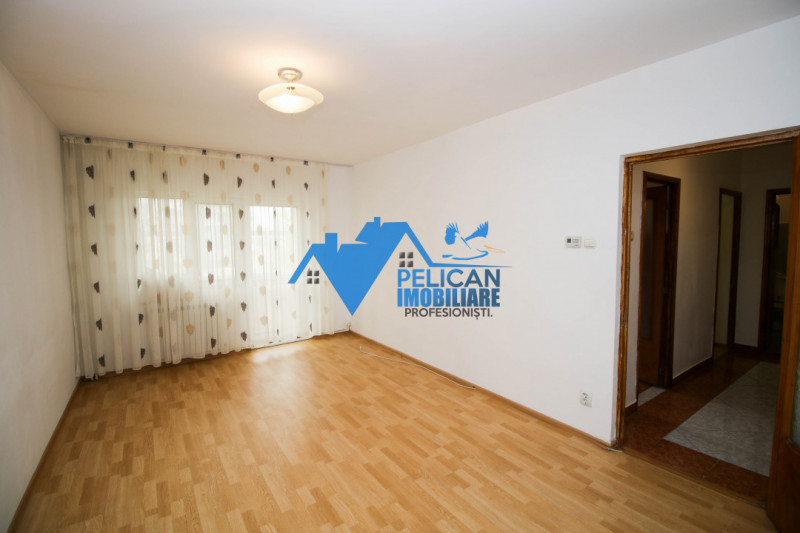 Str. Babadag, 2 camere, Etaj 3, centrala proprie