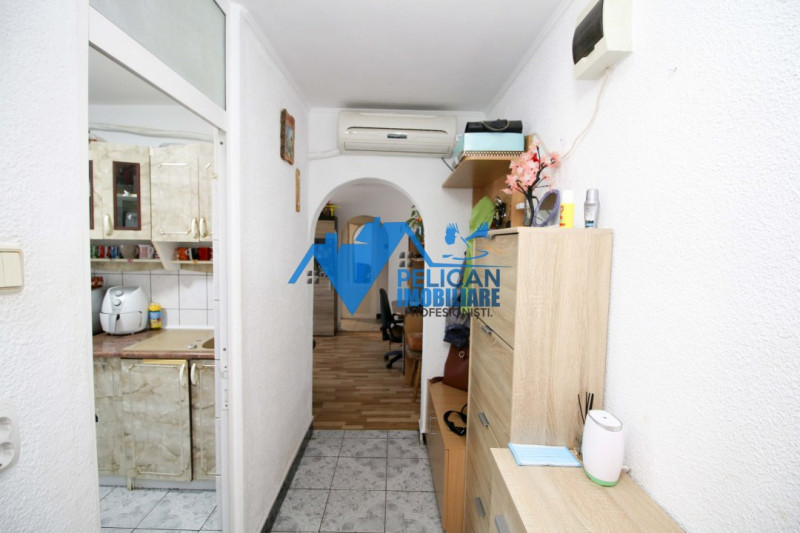 Casablanca, 3 camere, Etaj 3, mobilat, centrala termica