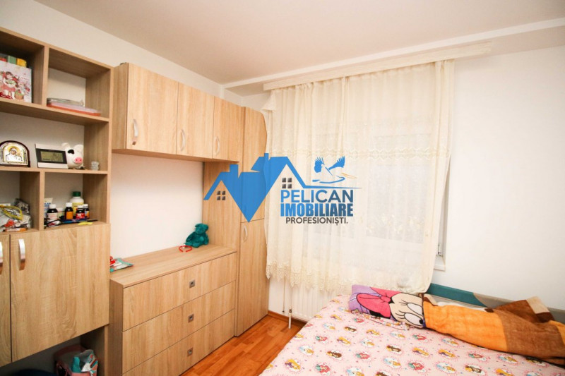 Podgoriilor, 2 camere, decomandat, renovat modern, pod
