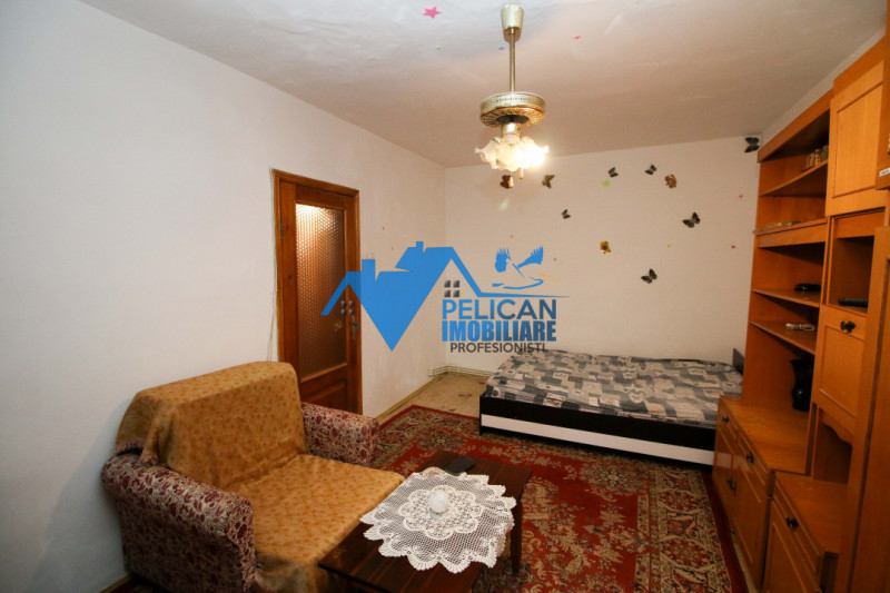 Grigore Moisil, Garsoniera Confort 1