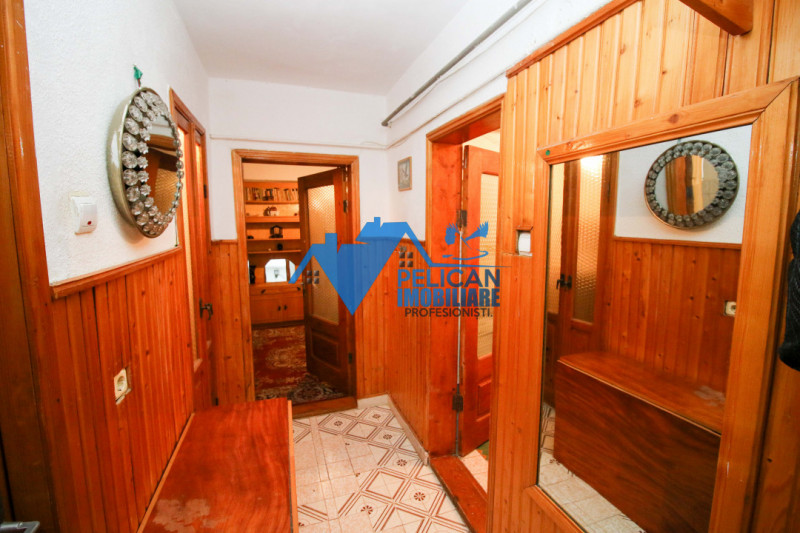 Grigore Moisil, Garsoniera Confort 1