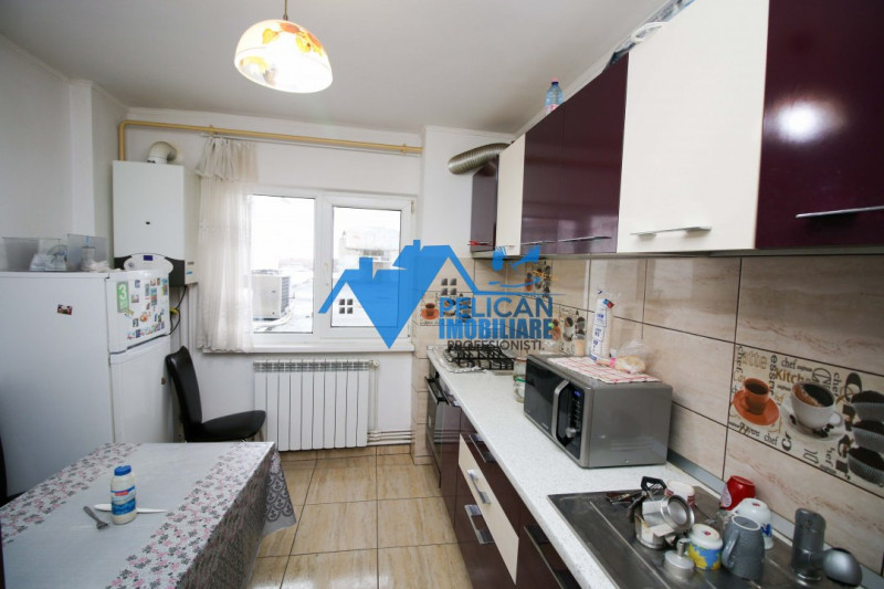 Faleza, 4 camere, Etaj 1, centrala proprie, 91 mp