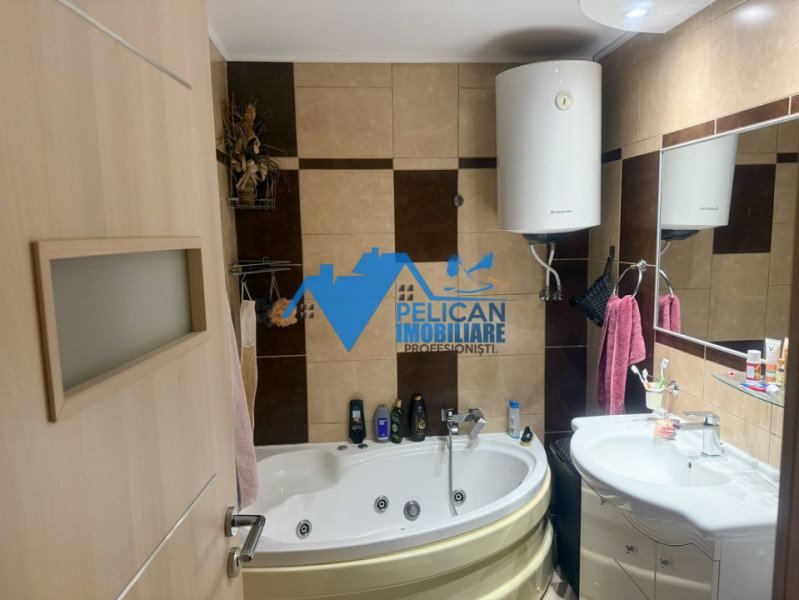 Babadag 3 camere, mobilat, utilat, prima inchiriere