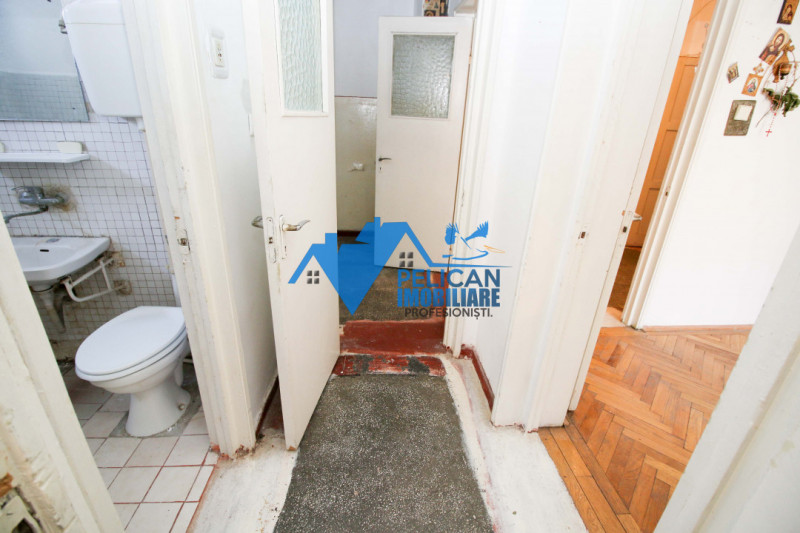 Alunisului, 2 camere, decomandat, etajul 2