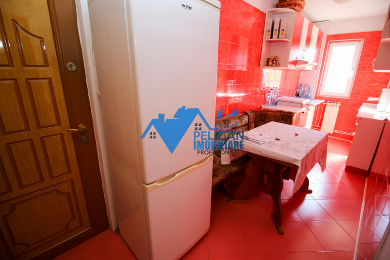 Vest , 2 camere, Etaj 3, renovat