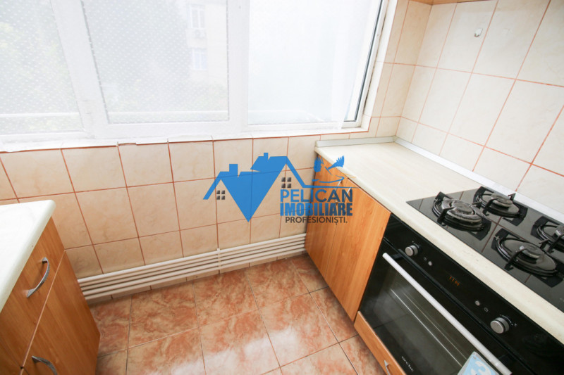 C5, decomandat, 2 camere, etajul 2 