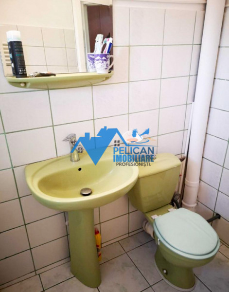 E3, decomandat, 2 camere, renovat complet