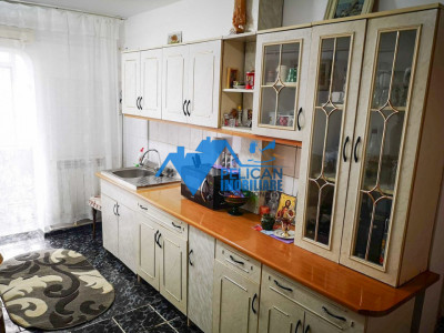 E3, decomandat, 2 camere, renovat complet