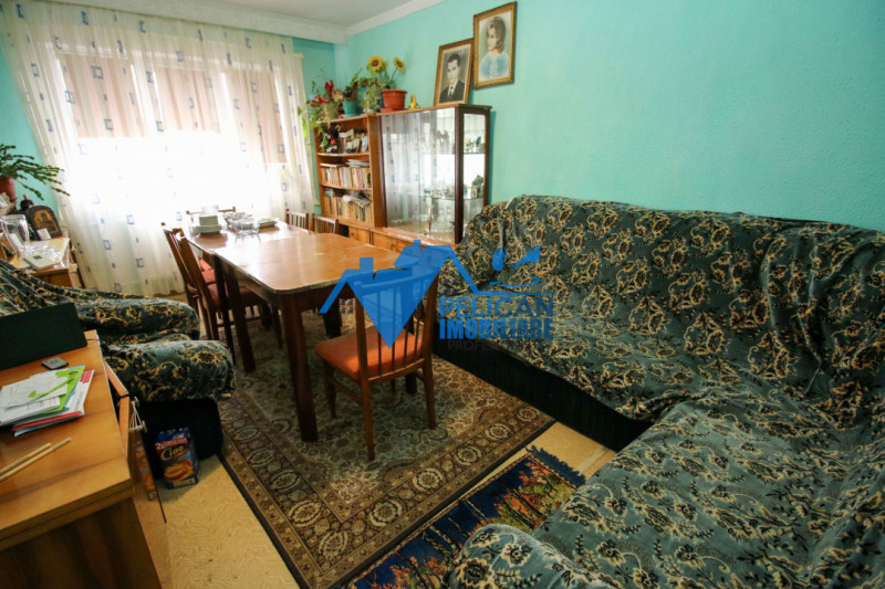 Sabinelor, 3 camere, decomandat ,centrala proprie