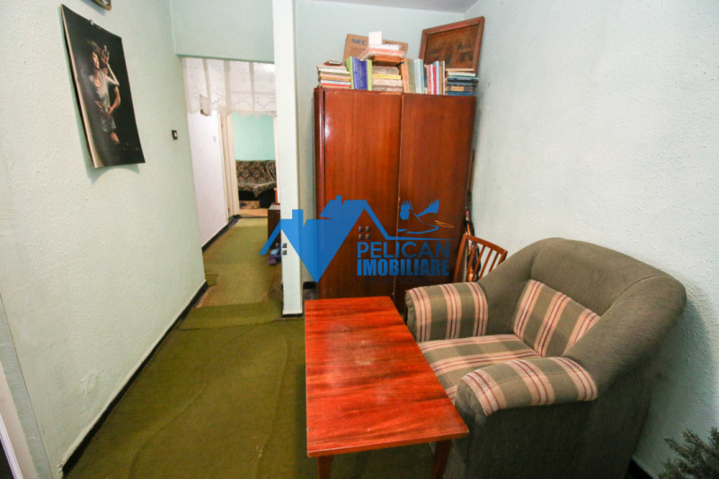 Sabinelor, 3 camere, decomandat ,centrala proprie