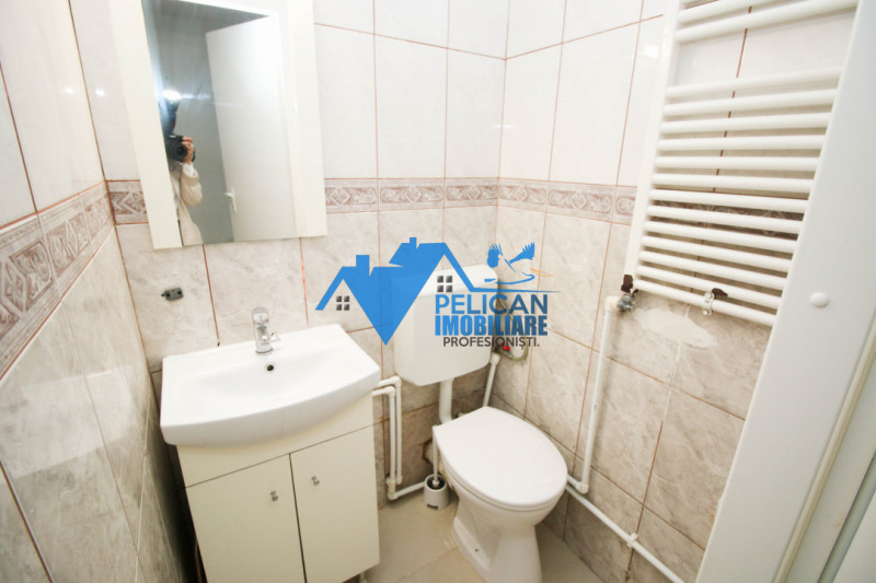 Spatiu Comercial de Inchiriat – Ultracentral, Str. Isaccei