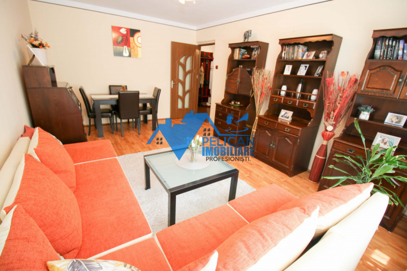 E3, decomandat, 3 camere, renovat