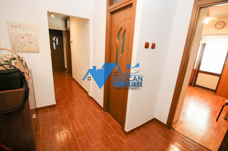 E3, decomandat, 3 camere, renovat