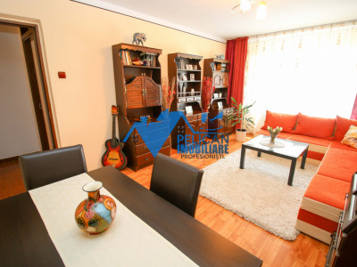 E3, decomandat, 3 camere, renovat