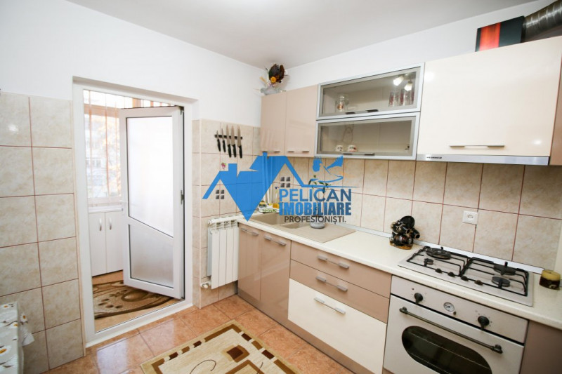 E3, 2 camere, Etaj 1, mobilat si utilat modern