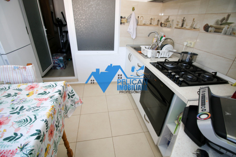 Spitalului, 3 camere, decomandat, renovat modern