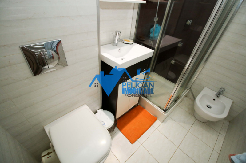 Ultracentral, 2 camere, etaj 2, renovat modern