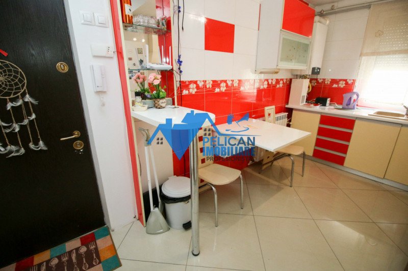 Ultracentral, 2 camere, etaj 2, renovat modern