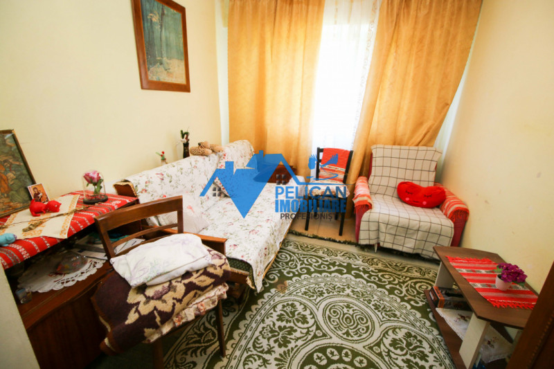 Zona Pelican, 3 camere, decomandat, et 2