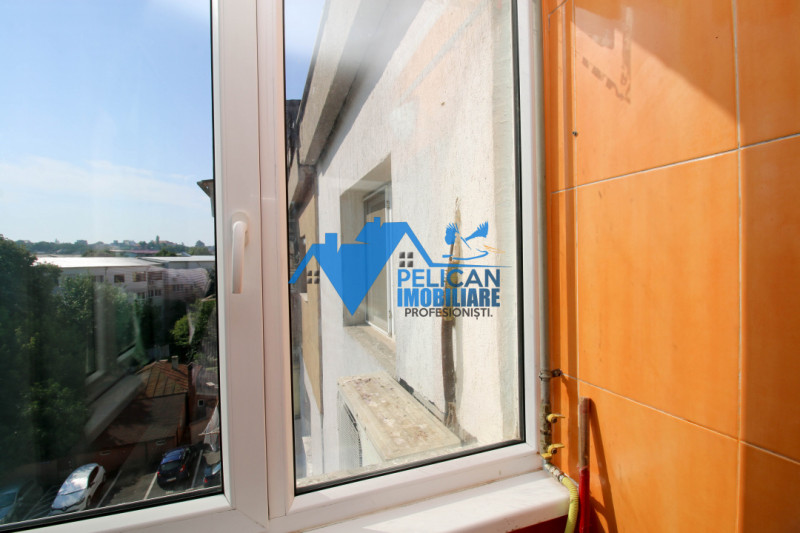 Spitalului, 2 camere, decomandat - 52MP