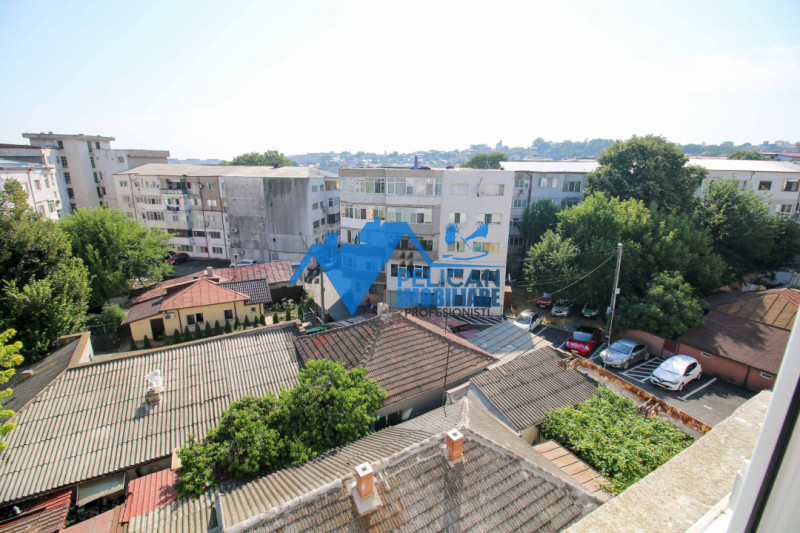 Spitalului, 2 camere, decomandat - 52MP