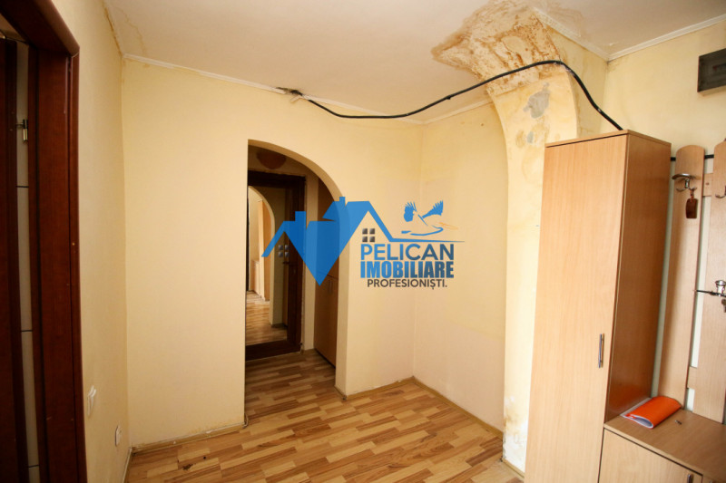 Spitalului, 2 camere, decomandat - 52MP