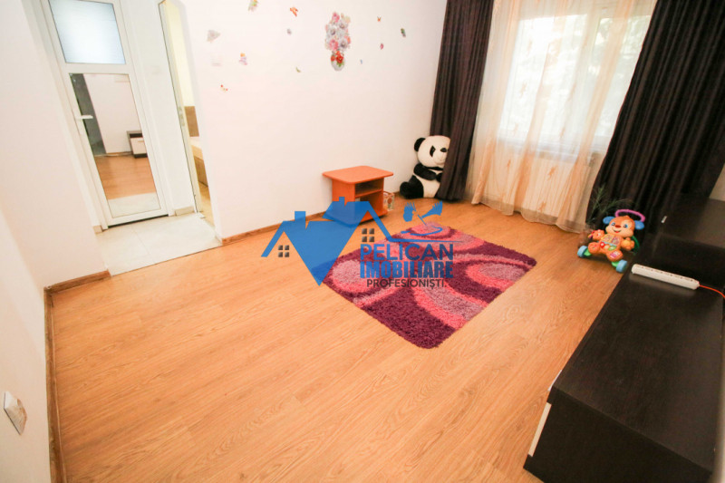 Alunisului, 4 camere, etajul 2, 