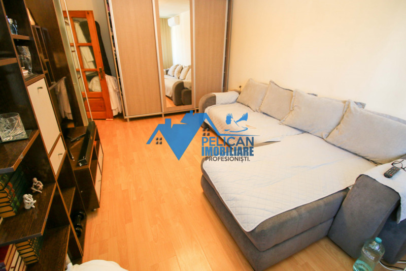 E3, decomandat, 2 camere, etajul 3, centrala proprie