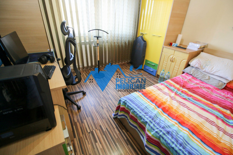 E3, decomandat, 2 camere, etajul 3, centrala proprie