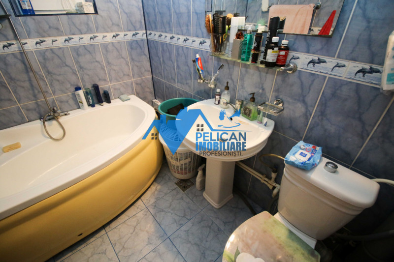 E3, decomandat, 2 camere, etajul 3, centrala proprie