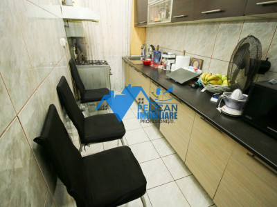 Marinarul, 2 camere renovat modern,  centrala proprie