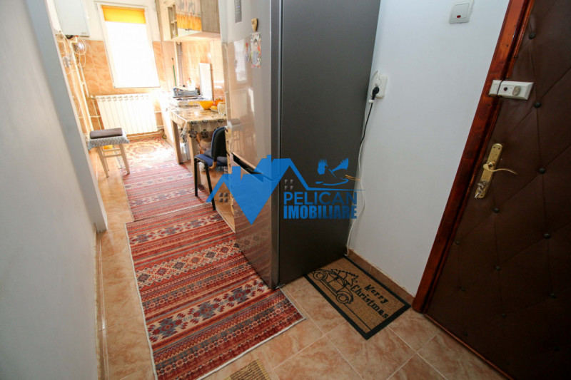 Vest, 2 camere, etaj 1, centrala proprie