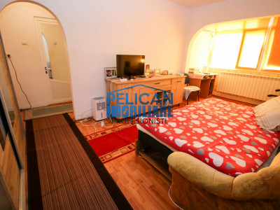 Vest, 2 camere, etaj 1, centrala proprie