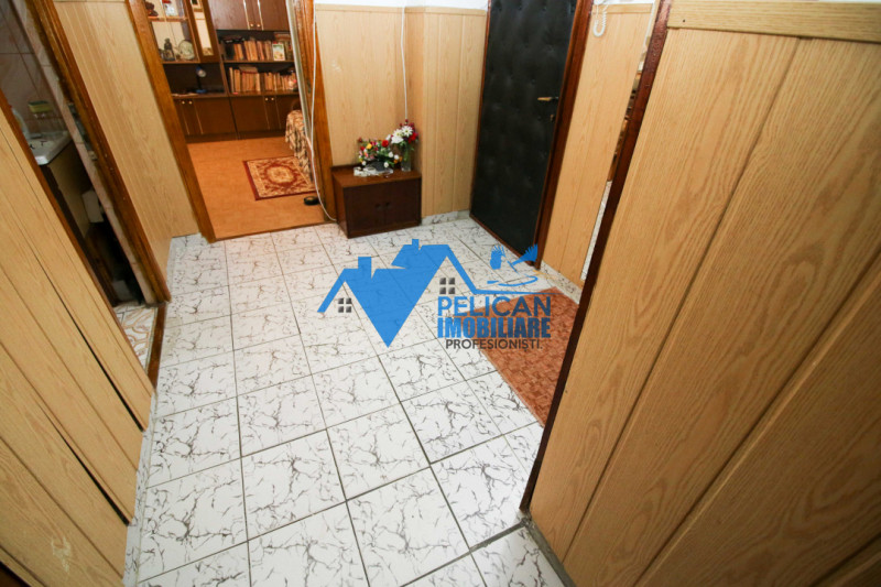 Str. Babadag, 2 camere, decomandat, centrala proprie