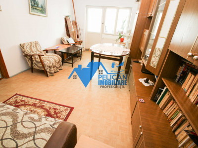 Str. Babadag, 2 camere, decomandat, centrala proprie