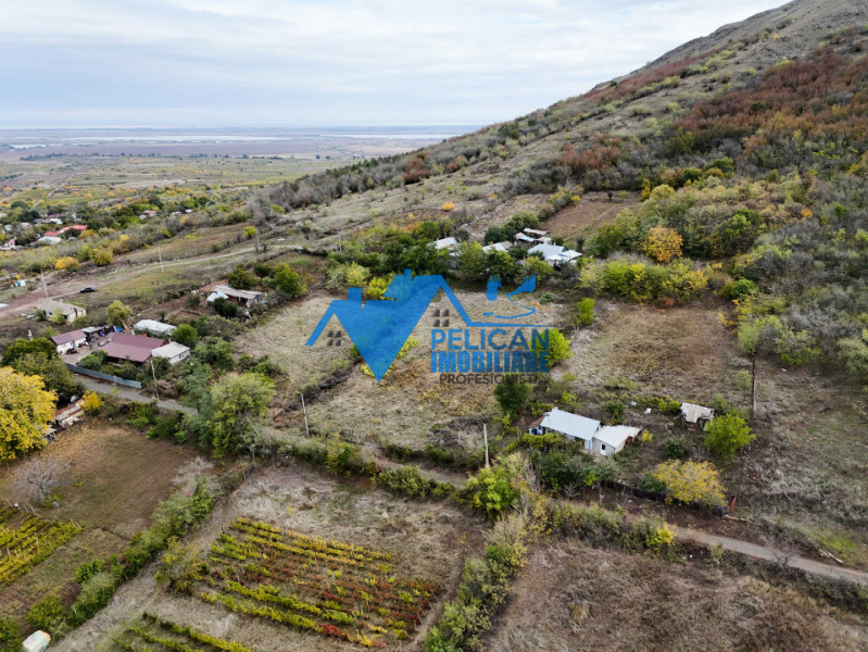 Teren intravilan NICULITEL, zona deosebita, 3044MP