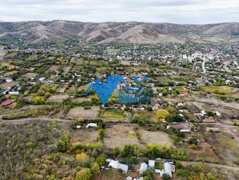 Teren intravilan NICULITEL, zona deosebita, 3044MP