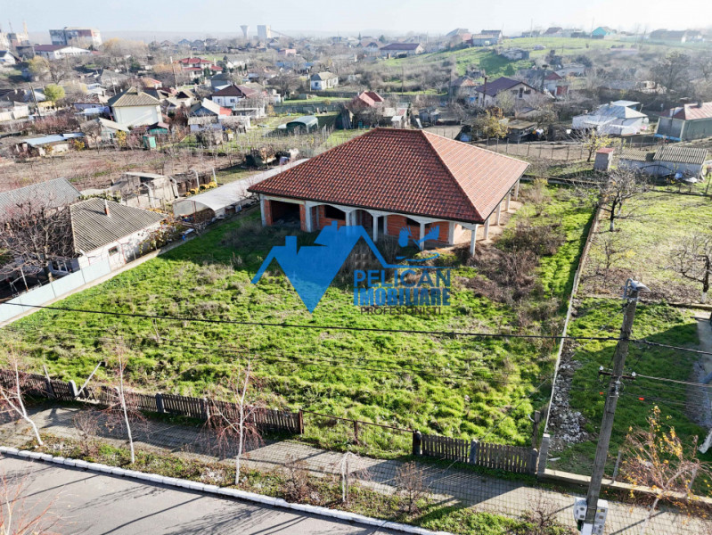 Vila LA ROSU in MAHMUDIA - DELTA DUNARII, teren 1376MP