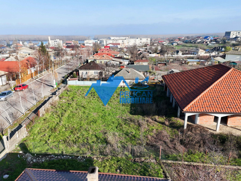 Vila LA ROSU in MAHMUDIA - DELTA DUNARII, teren 1376MP