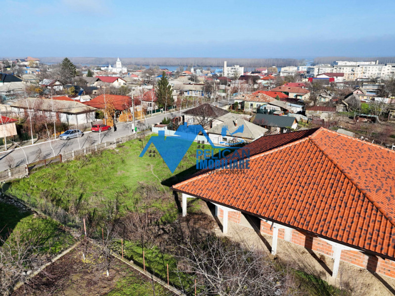 Vila LA ROSU in MAHMUDIA - DELTA DUNARII, teren 1376MP