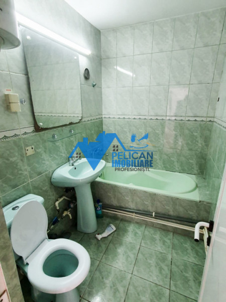 Str. Isaccei, Spatiu Comercial de Inchiriat, stradal