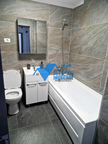 E3, 2 camere, Etaj 3, renovat total, gata de mutat