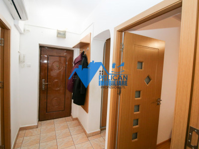 Ultracentral, renovat, gata de mutat