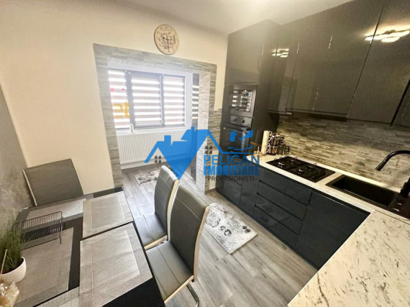 E3, decomandat,  3 camere, renovat ultramodern