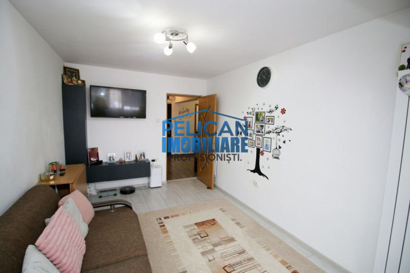 Piața Nouă, 4 camere, decomandat, modern