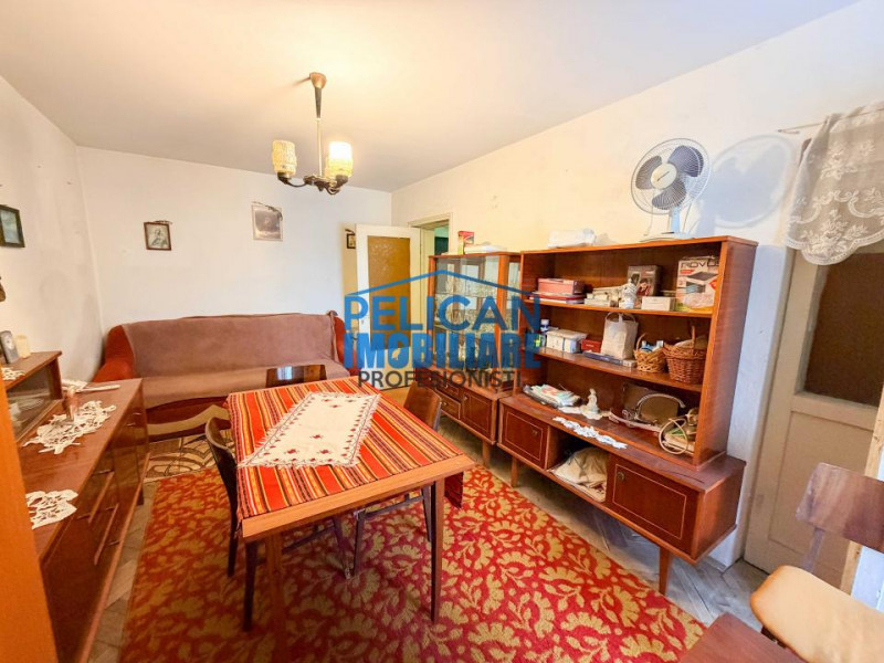 Spitalului, 2 camere, etaj 1, decomandat, 62MP
